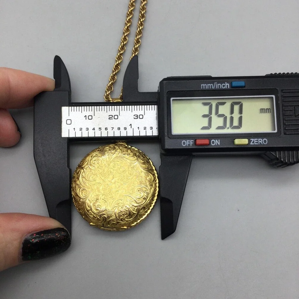 Vintage Bonnard Pocket Watch Women 35mm Gold Tone Full Hunter Chain Manual Wind